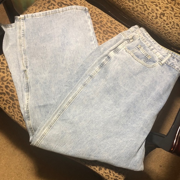 SOLD...Wide Leg Jeans - Picture 2 of 5